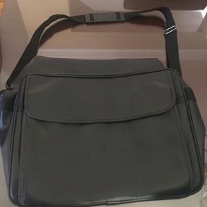 New black carry all bag for work or weekend
